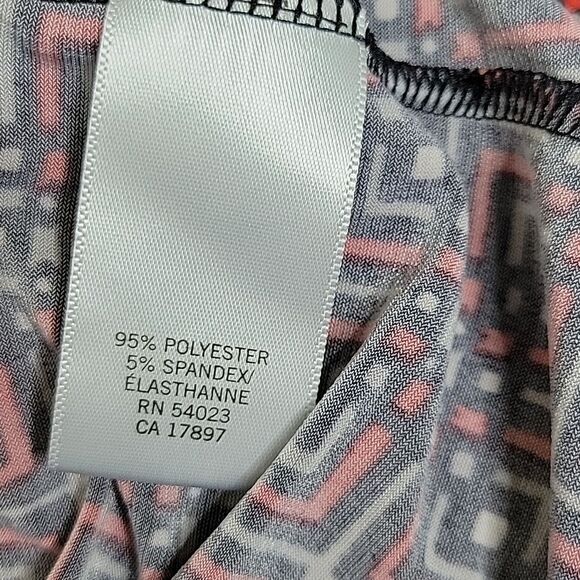 Banana Republic Red/Black Geo Print Tank - Picture 3 of 4